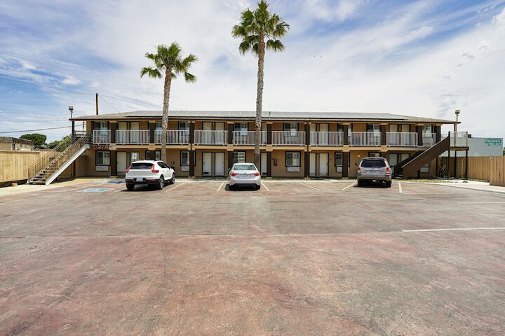 Hotel 20 of 43