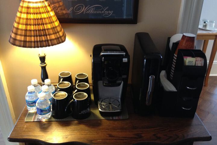 Breakfast/Coffee Service 22 of 26