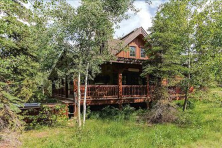 Discovery Chalet 374 - Three Bedroom Cabin