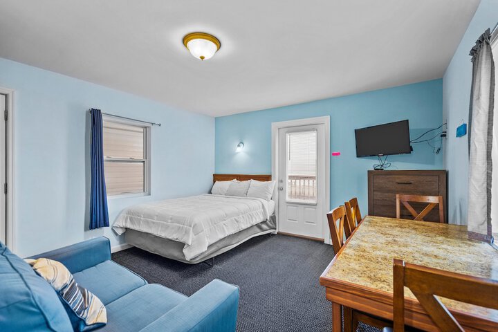 Room 72 of 78