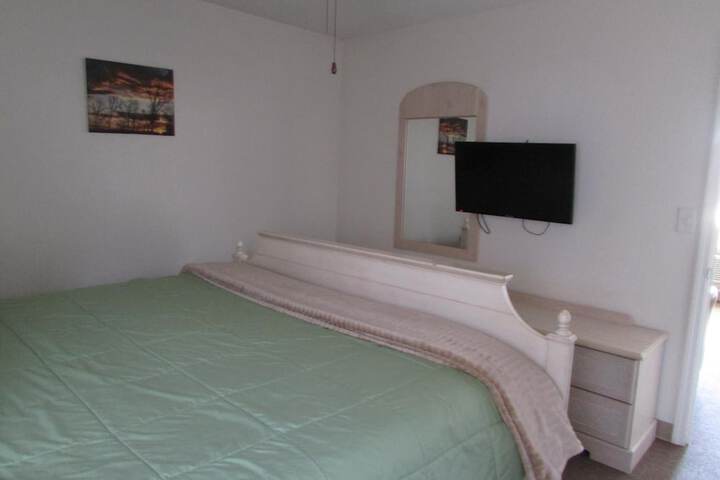 Douglas Inn & Suites