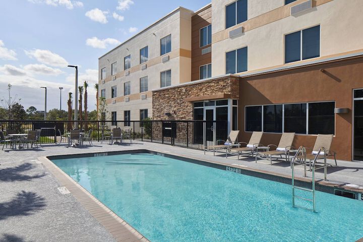 Pool 2 of 18