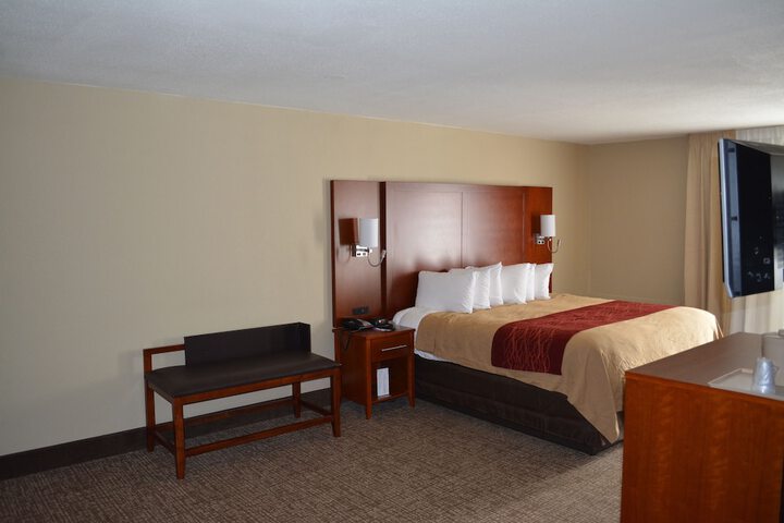 Room 17 of 43