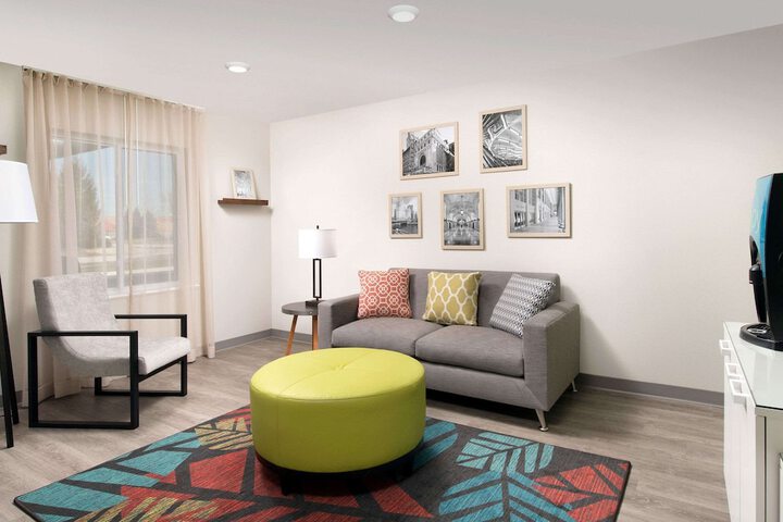 Hotel Interior 11 of 27