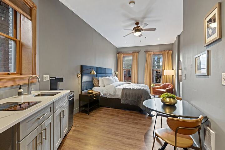 Room 20 of 66