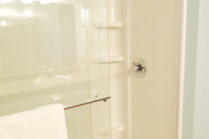 Room 18 of 31