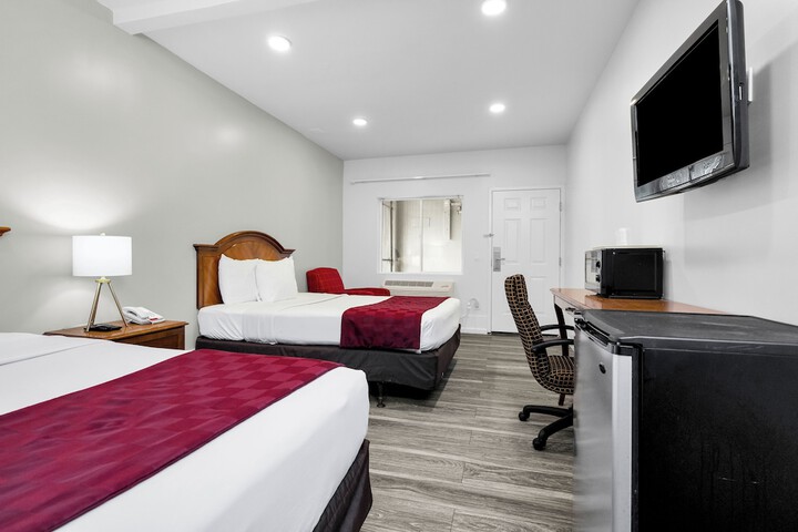 Room 16 of 31
