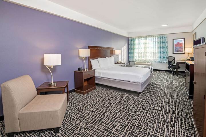 Room 36 of 49