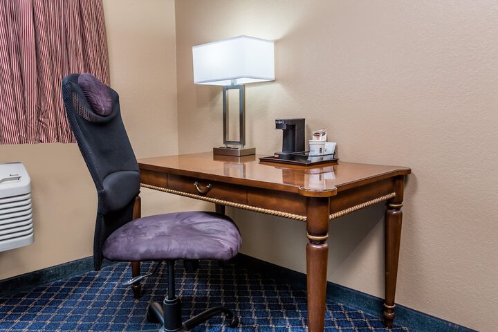 Room 10 of 21