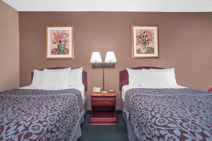 Room 5 of 14