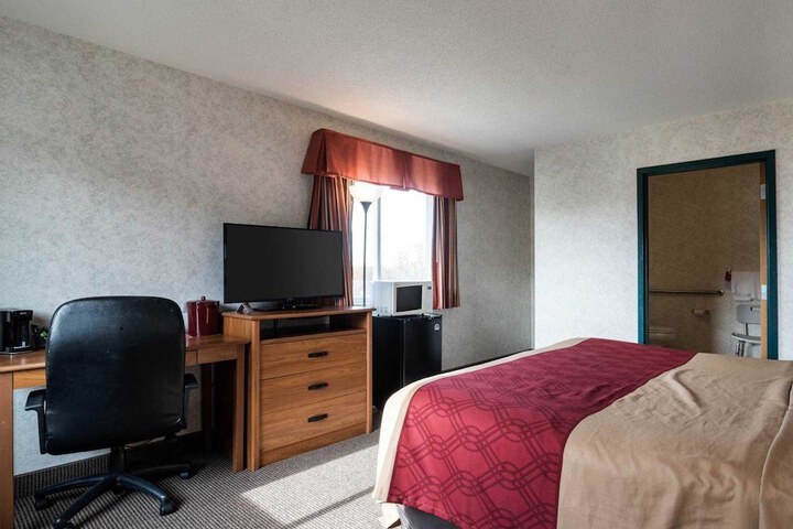 Room 43 of 55