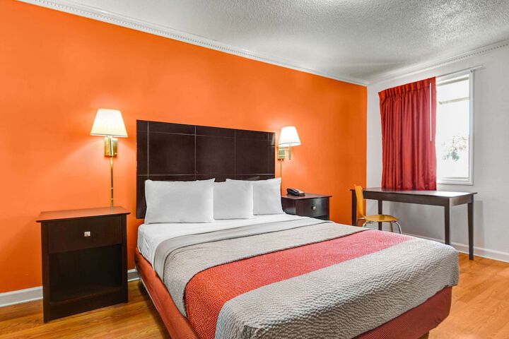 Motel 6 Americus GA