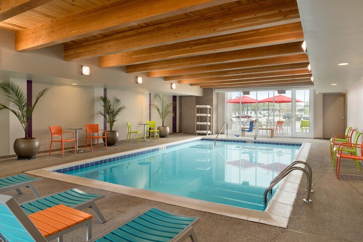 Home2 Suites by Hilton Cleveland Beachwood