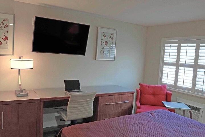 Room 17 of 19