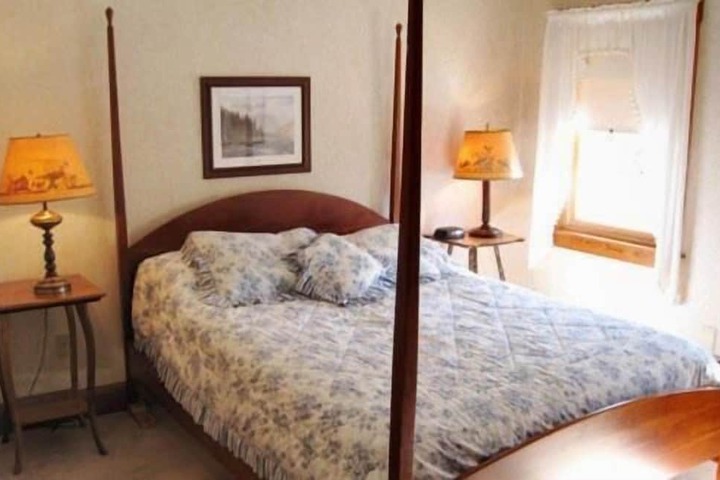The Wayside Inn