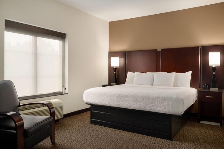 La Quinta Inn & Suites by Wyndham Memphis Wolfchase