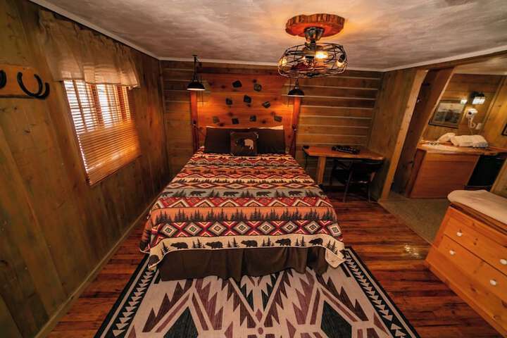 Room 91 of 153