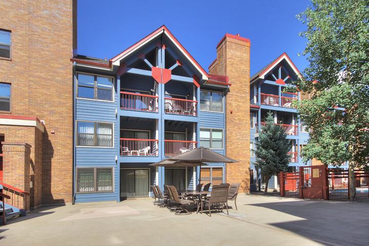 River Mountain Lodge a Vail Resorts Property