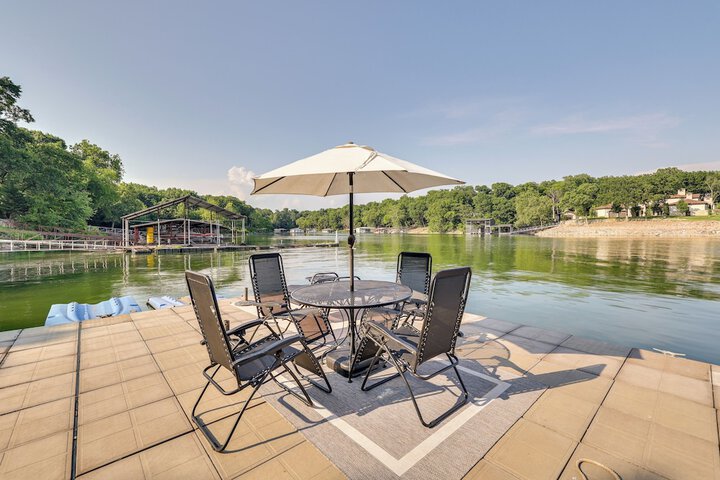 Waterfront Home w / Dock in South Grand Lake!