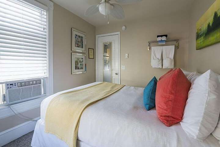 Room 20 of 77