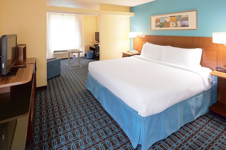 Room 21 of 32