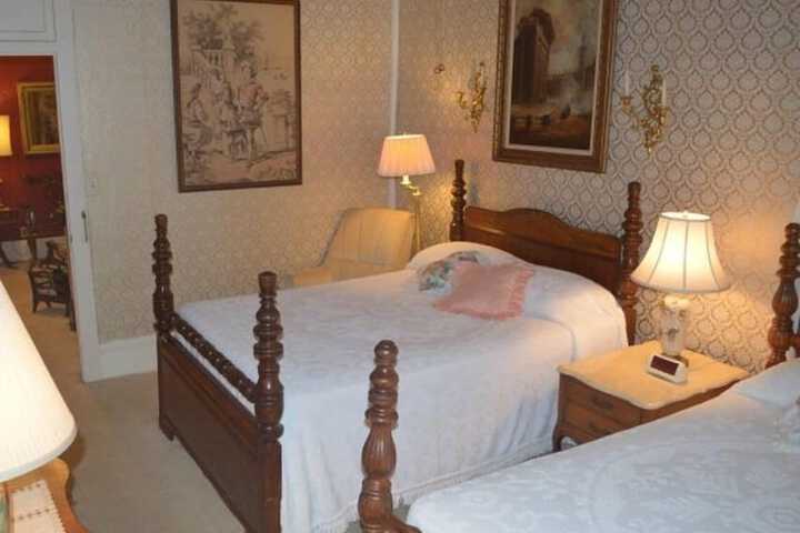 Room 60 of 80