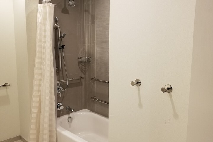 Room 16 of 55