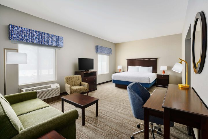 Hampton Inn & Suites West Sacramento