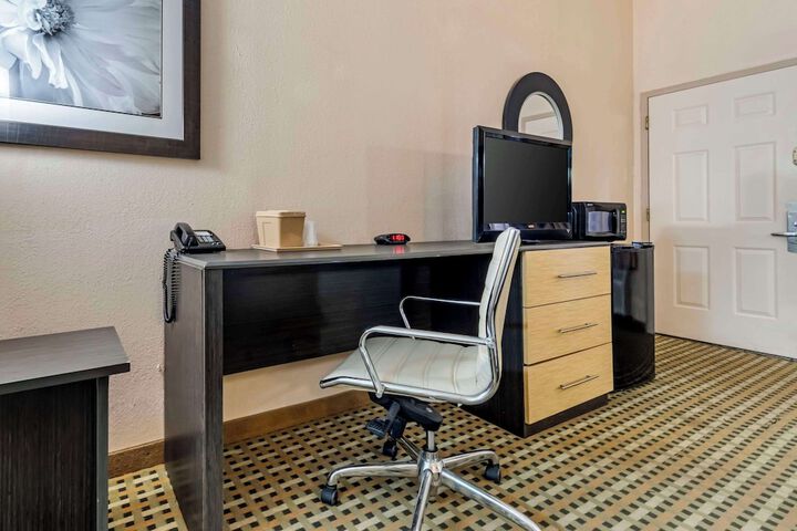Room 20 of 44