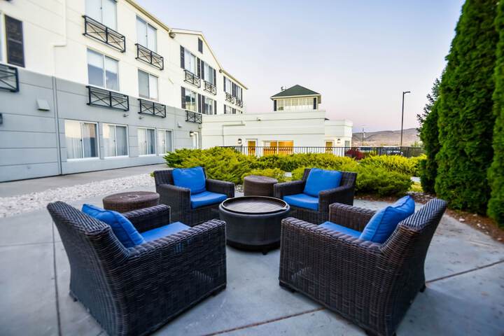 Shutters Hotel