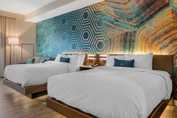 Cambria Hotel St. Petersburg-Madeira Beach Marina
