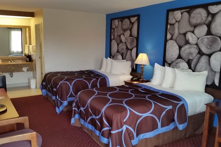 Room 31 of 46