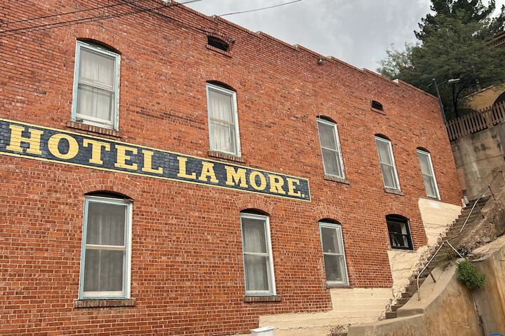 Hotel La More at the Bisbee Inn