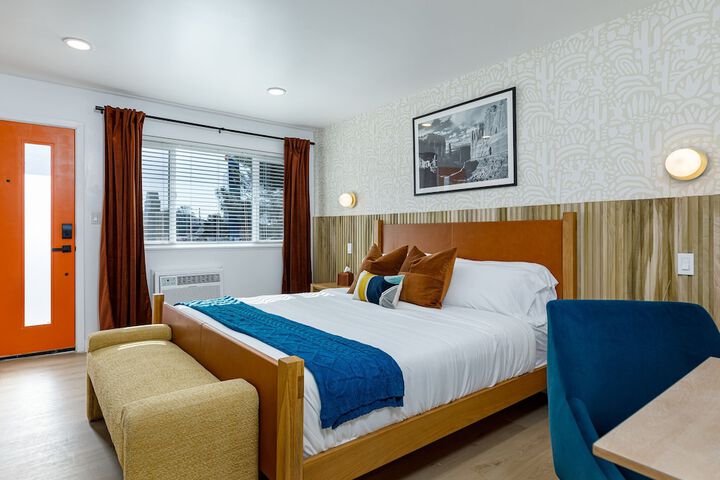 Room 48 of 105