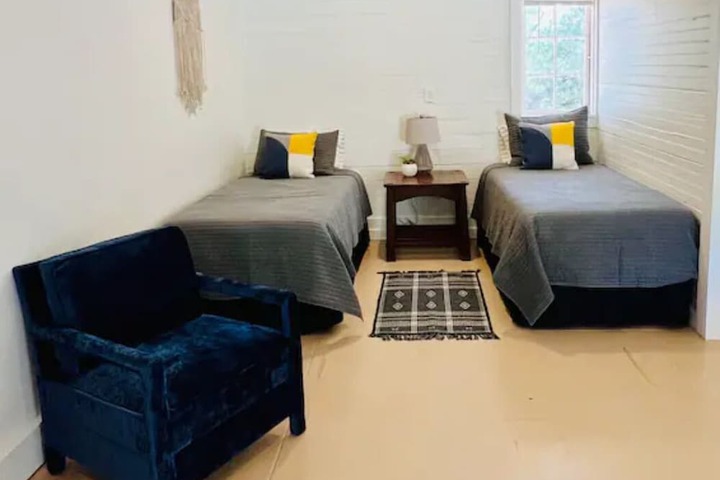 Room 64 of 155
