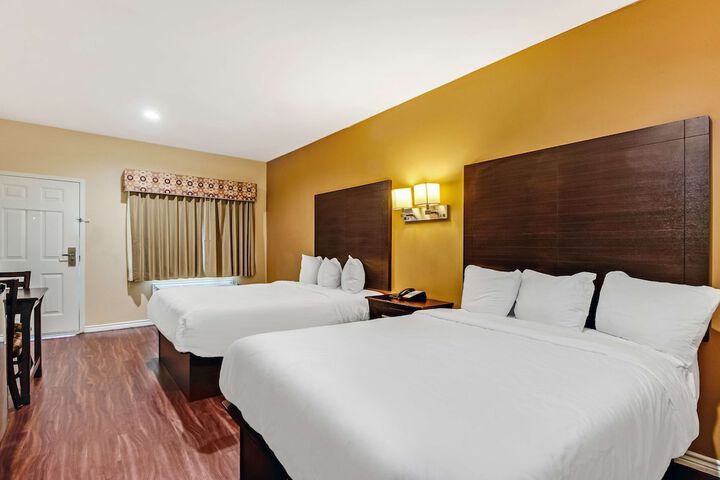 Room 27 of 30