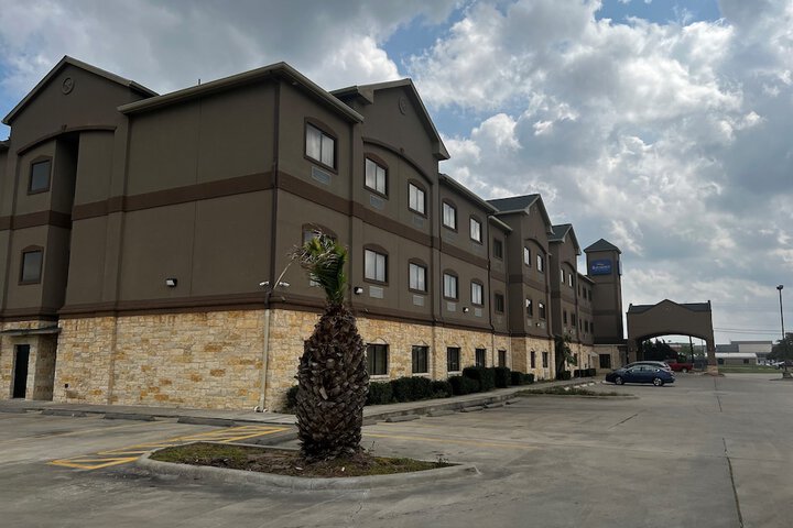 Hotel 8 of 57