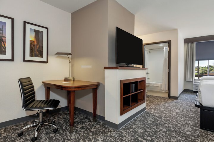 Room 10 of 47