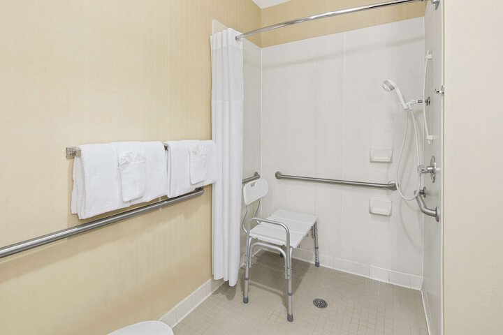 Room 20 of 36