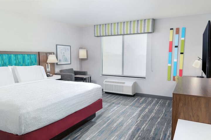 Room 12 of 47