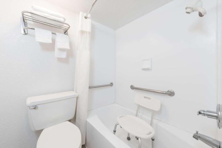 Relax Inn Mineral Wells