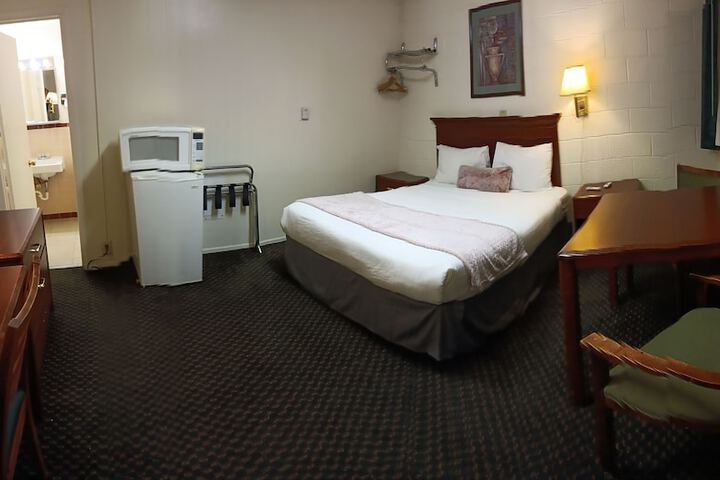 Travel Inn La Junta