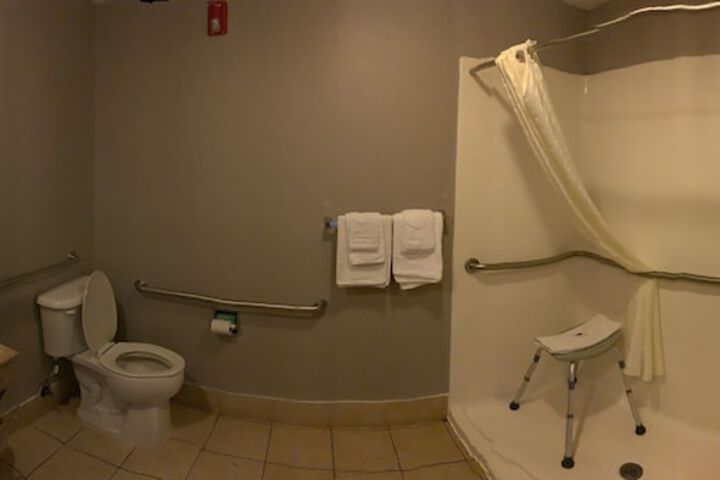 Room 19 of 33