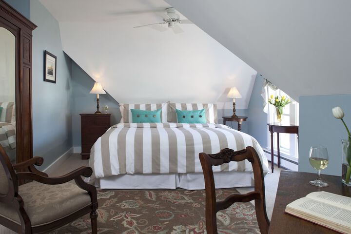 Brewster House Bed & Breakfast