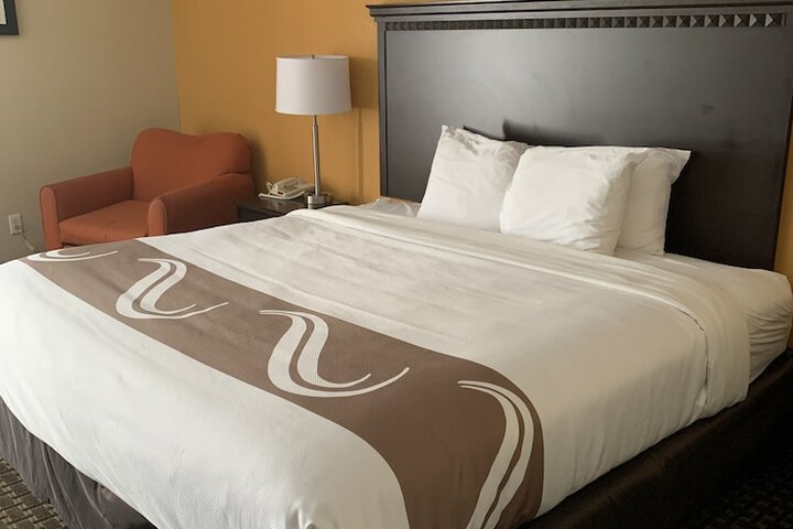 Room 27 of 41