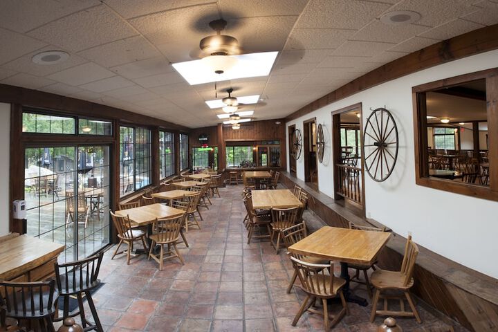 Summit Lodge