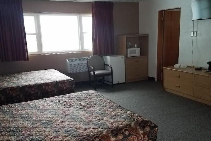 Raine Motel