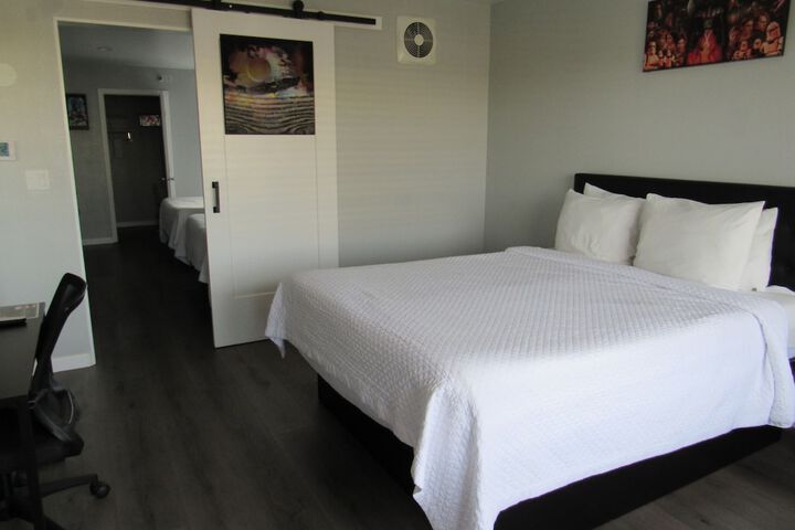 Room 31 of 61