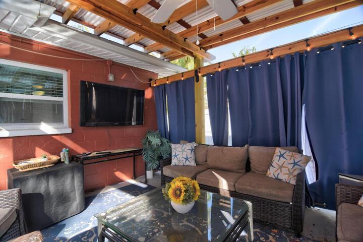 Coral Coastal Retreat
