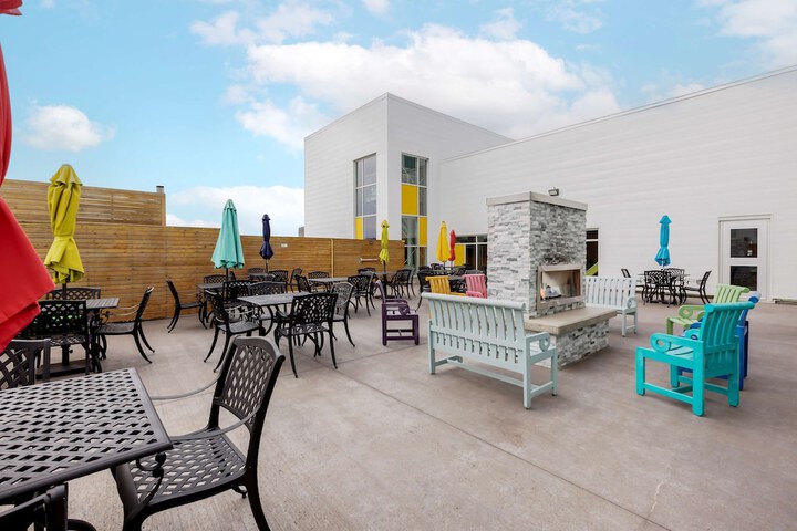 Best Western Plus St. Johns Airport Hotel and Suites